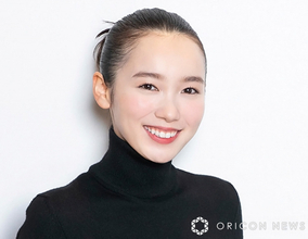 「目元が似てる」飯豊まりえ、そっくり子役との“密着2ショット”に反響「本当の親子みたい！」　『LOST10』で親子役