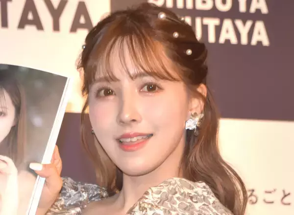 三上悠亜、へそチラの台湾でのオフショ公開　「恋すぎる!!」「SO BEAUTIFUL」
