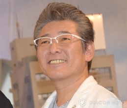 “フッくん”布川敏和、運転免許証を公開　5年ぶりに更新“新旧”2枚の写真に反響「若返ってますね」「ゴールド素晴らしい」