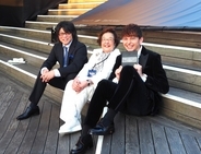 『トップガン』レッドカーペットにトム・クルーズの“日本の母”戸田奈津子さんの姿も「元気ですよ」