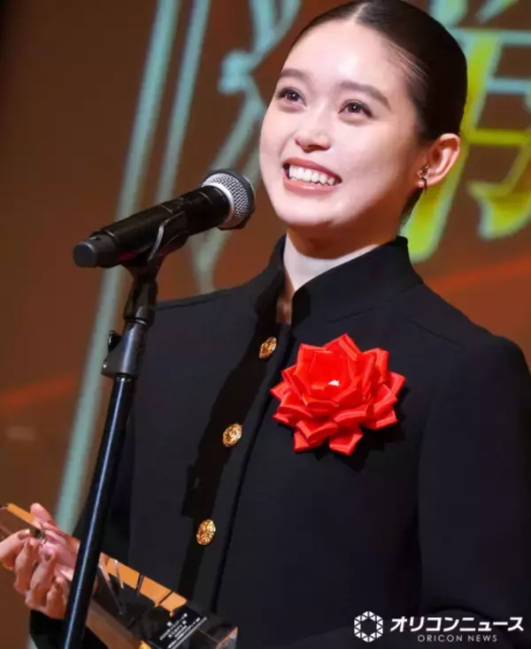 高石あかり、吉沢亮の“賛辞”に瞳をうるませる「びっくりしています」