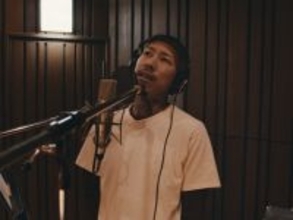 ファミマのアパレルが初のテレビCM放送へ　千葉雄喜が「上を向いて歩こう」を歌唱