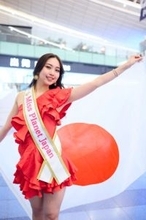 身長169cm・圧巻のスタイルを持つ看護師、ミスプラネット2025日本代表・杉山佳穂さんが世界大会へ出発