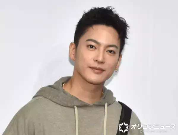 「三山凌輝「人って優しくありたい」　プロデュースのバッグのコンセプトを語る」の画像