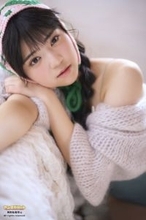 19歳の名古屋発アイドル、魅力全開の初水着デビュー　ミステリアスな色気放つ