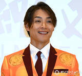 「白川裕二郎、純烈は「青春だった」　家族よりも過ごす時間の長かったグループを来年3月に卒業」の画像1