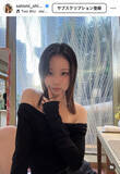 「重盛さと美、ざっくり肩＆舌出しショットにファンもん絶「たまんねーよ」「色気やびゃ」」の画像1