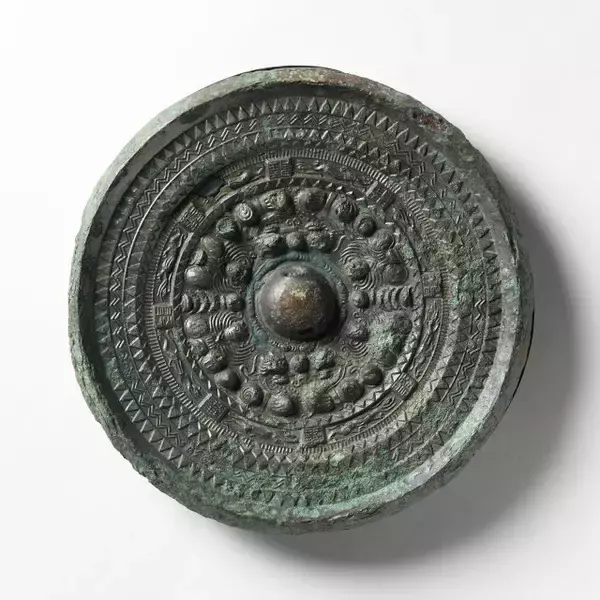 「卑弥呼の鏡」計103枚が一堂に集結　最新研究も紹介　九州国立博物館で特別展