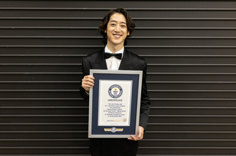 角野隼斗、Kアリーナ横浜公演がギネス世界記録　屋内ソロピアノ最多1万8546枚を完売