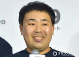 「フットボールアワー岩尾望、600万円“ドイツ名車”の納車を報告　こだわりの“特別仕様”施した新愛車に「いい色」「オシャレですね」」の画像1