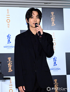 松坂桃李、『VIVANT』視聴者として驚きの声「あれ絶対ギャラ3倍だよね！」