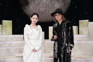HYDE、『NANA』主題歌の「GLAMOROUS SKY」裏話披露→畑芽育感激「すごい！」