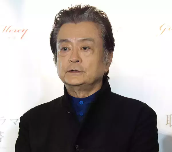 78歳・大和田伸也、ポケモンTシャツで粋なポーズ話題　ゼニガメ達と3ショット「めちゃめちゃいい写真」