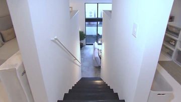 『渡辺篤史の建もの探訪』ギター工房のあるモノトーン空間