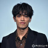 「timelesz・原嘉孝、今年の目標は「団結」　学生時代にバレー部主将も「降ろされました（笑）」」の画像1