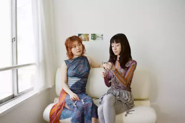 羊文学、Netflixシリーズ『九条の大罪』に主題歌「Dogs」を書き下ろし　3・25に配信リリース決定＆新アー写も