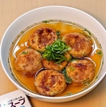 「だし汁にしみしみで最高」ヒガシマルの“うどんスープ”を使った「明石焼き風」に絶賛する声「美味しかったです!!」