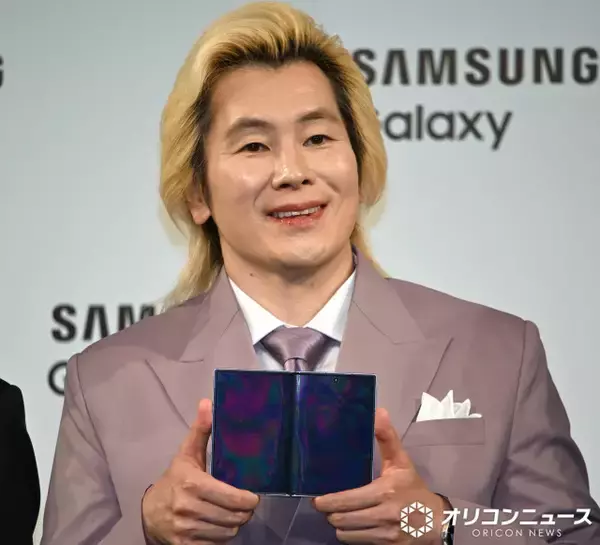 42歳・カズレーザー、車の便利さを再発見「絶対にあった方がいい」　最近、普通自動車免許を取得