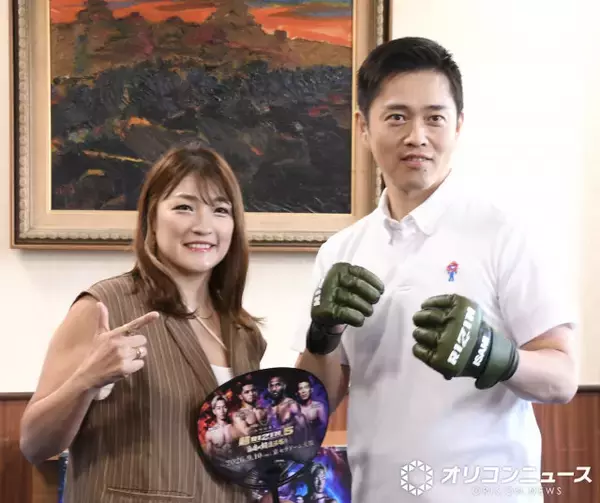【RIZIN】大阪の吉村洋文知事、総合格闘技のグローブ着用　女子第一人者・RENAと対峙