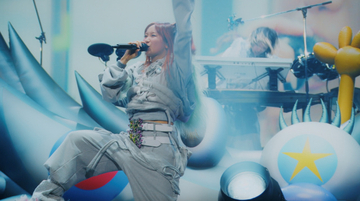 YOASOBI、RADWIMPS「会心の一撃」ライブ映像を早くも公開　20周年ツアー最終日で披露