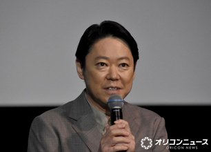 阿部サダヲ、『八月の声を運ぶ男』公開初日に劇場で鑑賞　劇場出るお客さんを観察も「一言もおしゃべりにならなくて…」