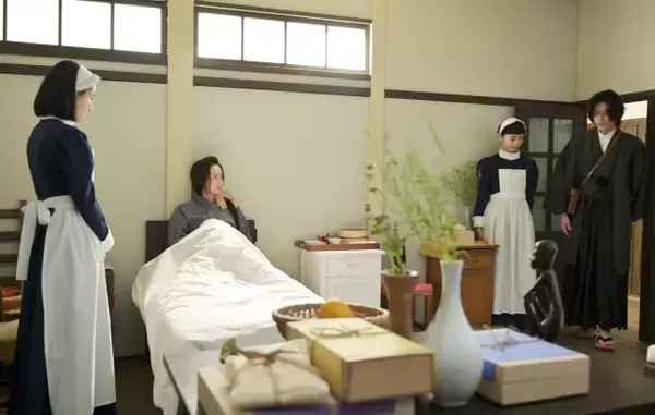 『風、薫る』シマケンが病院にやってきて、りんに「セツに会わせてほしい」と頼み込む　第53回場面カット