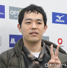 “盲目のピン芸人”濱田祐太郎が「女の子を好きになるポイント」　相手が見えないからこその「3点」を説明