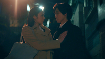 猪塚健太＆片山萌美、ベッドで濃厚キス連発　SNS反響「たまらん」「さらに攻めてた」「修羅場の予感…」『この愛は間違いですか～不倫の贖罪』第1話【ネタバレあり】