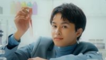 超特急・草川拓弥、ファンへの想いを大切にする“研究家”姿を披露　圧倒的なビジュアルで表現