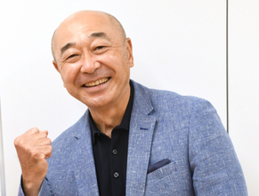 高橋克実、肩寄せ合う夫婦ショット　『おコメの女』相手役に反響「お似合いすぎる」「驚きました！」