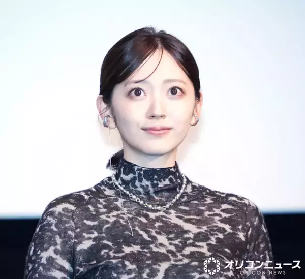鈴木愛理「私NGないですから」　“憧れの鼻血演技”にご満悦