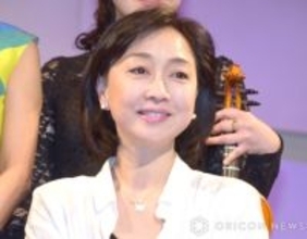川上麻衣子、出生地・スウェーデンの家で過ごすプライベートショット公開「お家が2つの国にあるのがうらやましい」「生誕地の旅日記めちゃ楽しみ」
