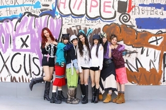『HIP POP Princess』発・H//PE Princess、ワンオクTaka提供曲「One day」MV公開