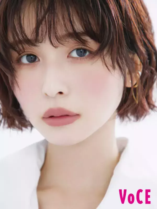 長濱ねる、“求肥マット”まとう新鮮ルック　髪ばっさりで軽やかヘアも披露
