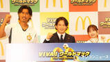 「“岡田監督”岡田准一、サッカー知識豊富な影山優佳にうなる「監督変わってもらってもいいですか」」の画像1
