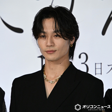 Travis Japan・松田元太、ジャケット下は“はだかんぼう”で制作発表　体作りは「ガッツリやるより」