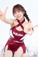 台湾プロ野球チームのチアリーダー・Rakuten Girls、選抜10人が『ヤンマガ』登場　個性あふれる美しさ披露