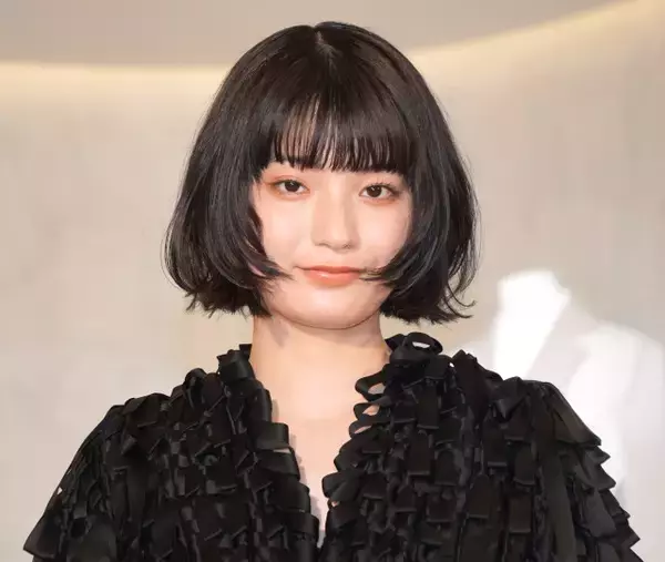 蒔田彩珠、朝起きると「横に猫がズラッと」　夢のような時間明かす