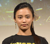 「小島瑠璃子、ピンク髪公開で反響「似合ってて可愛い」「こじるり最高」」の画像1