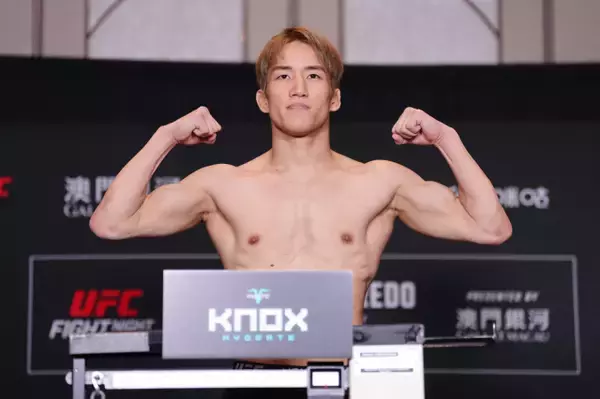 【UFC】朝倉海、バンタム級復帰戦へ計量クリア　スモザーマンとフェイスオフ公開　メディアデーでも会見に臨む