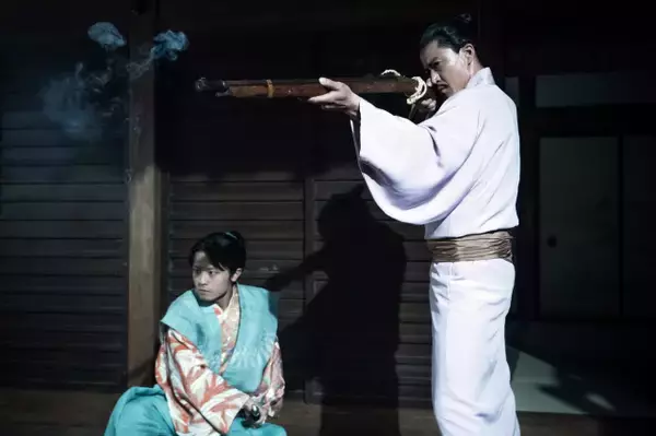 『豊臣兄弟！』第27回　本能寺の変へ…　信長が家康を接待していたが、食事に毒が盛られていたことが発覚する