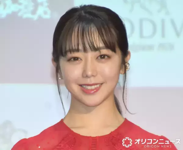 峯岸みなみ、長女＆夫・てつやとの3ショットで33歳の誕生日を報告「色々大変なことはありますが…」