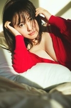 “グラビアレジェンド”42歳・磯山さやか、美谷間＆やわらか完熟ボディ全開　『余韻』新規カットが公開