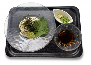関西のパン屋、夏の新提案「うどん」発表　なお「売り場にうどんは一玉も並んでいません」