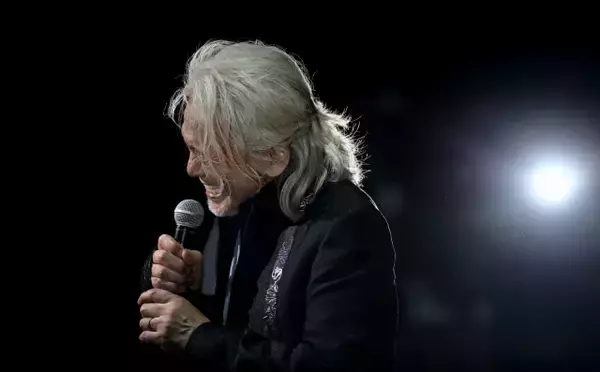 玉置浩二、billboard classics10周年記念ブック発売決定　未公開カット＆DVD付き特別仕様に