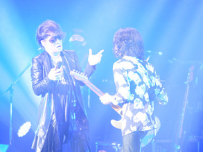 ラストツアー中のT-BOLAN、森友嵐士がステージ復帰　高知公演で熱演「感謝を歌で返したい」