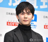 「“子役出身”鈴木福「ついに僕の運転姿公開!!」　先輩・亀梨和也とのドライブ動画に反響「エモい」「なんか泣けるわ」　今年4月に車の免許取得を報告」の画像1