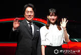 「“カンヌ帰り”綾瀬はるか、新型CX-5を笑顔で堪能　同郷マツダのブランドアンバサダー就任」の画像1