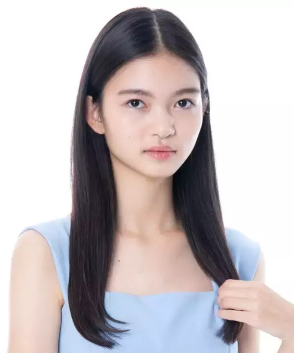 ＜芸能プロダクション2026年イチオシ新人＞今春より芸能活動を本格スタートする15歳・身長172cmの名城莉奈、今後の目標を告白「見ている方々が憧れるような存在になれるよう頑張りたい」