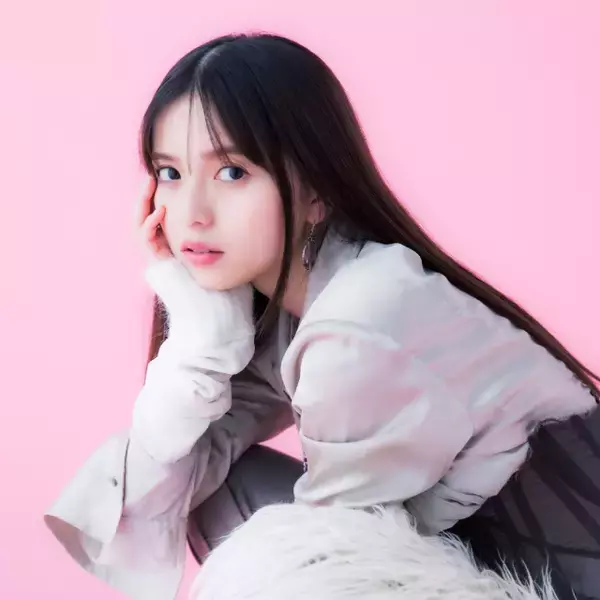 齋藤飛鳥、髪バッサリ切ったイメチェン姿公開「びっくりした！」「お似合い過ぎです!!」